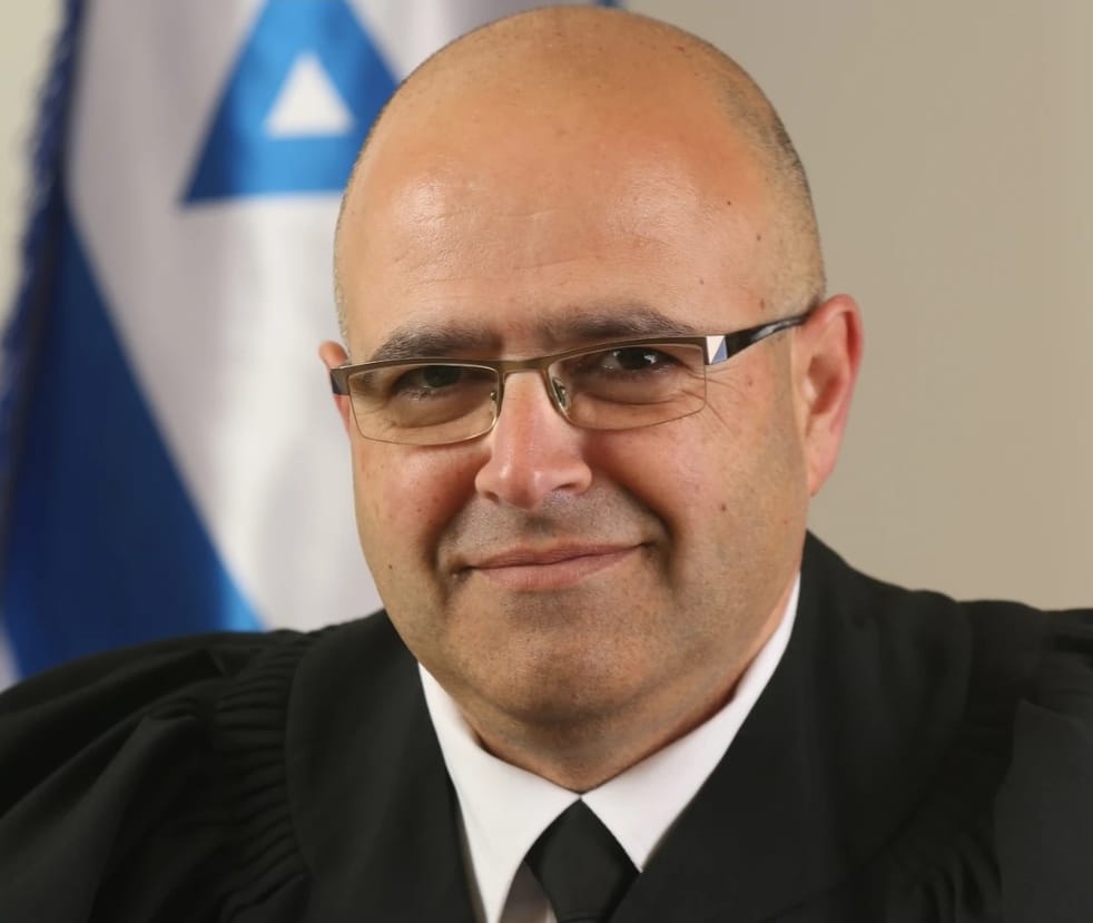 השופט עובד אליאס