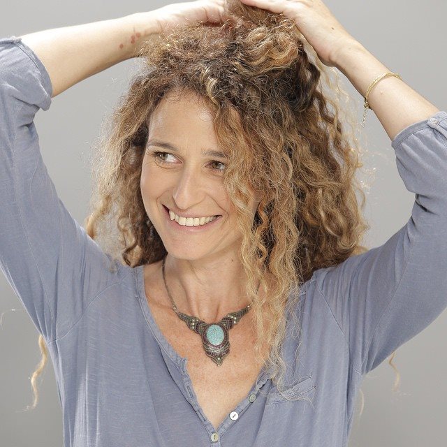 קרן אגם &quot;נשואה למאפייה&quot; (יח&quot;צ)