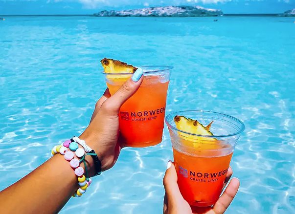 באדיבות נורוויג'ן קרוז ליין (NCL)