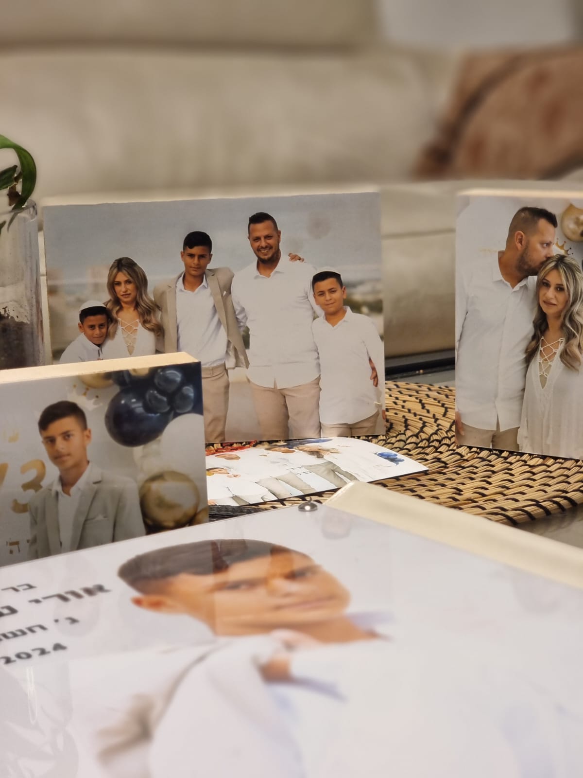 עזר ארויו צילום מגנטים