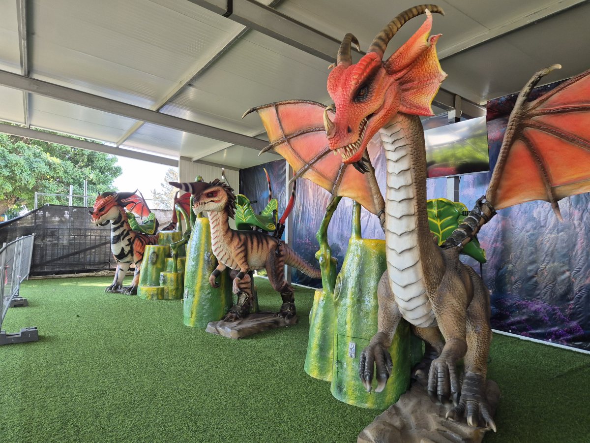 מתחם הדרקונים לרכיבה צילום אלדה נתנאל