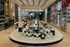 מבצעי סוף שנה מטורפים על בשמים ומוצרים טיפוח בלי לנסוע לחו"ל בלעדי ב Glam 42 אשדוד