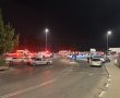 מחריד: התינוק עף מהרכב ואמו נלכדה - בתאונה רבת נפגעים ליד קבר שמואל הנביא
