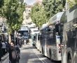 בשיא הקניות לפורים: אוטובוס תקוע בלב 'גאולה' | כך זה נראה
