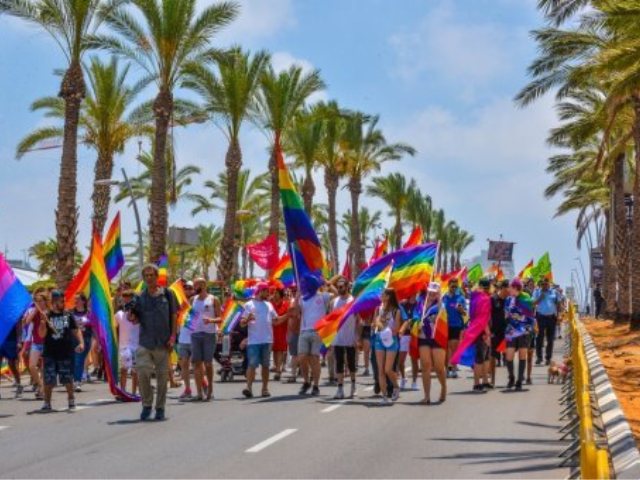 מצעד הגאווה באשדוד | צילום: אורי קריספין